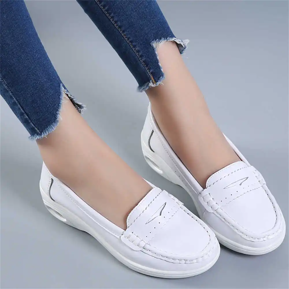 Thick Sole Slipon White Traine - Best Tech Office Accessories avis et prix